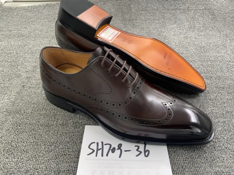 1000104894.jpg Wingtip Dress Shoe
